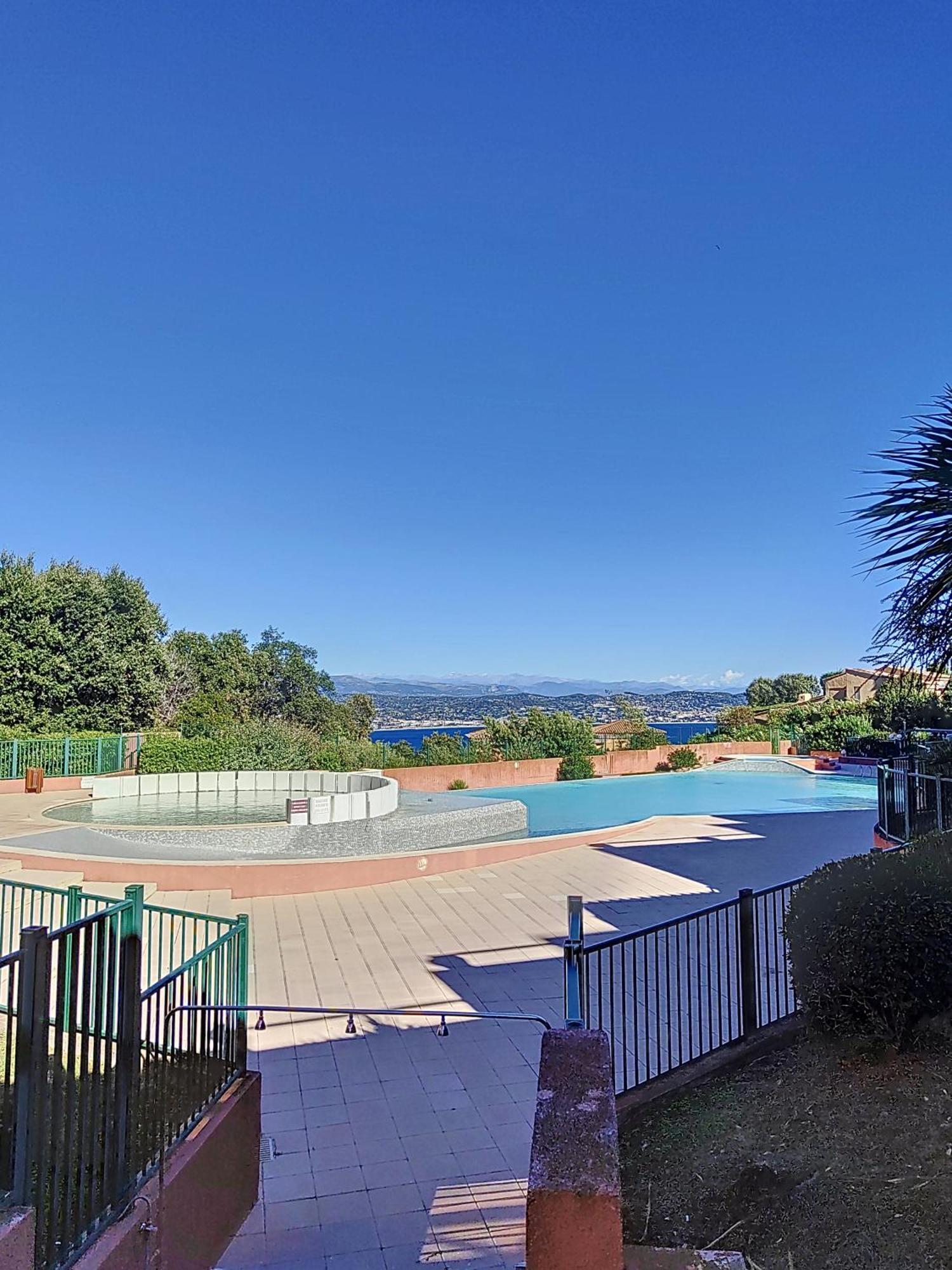 Appartamento Vue Mer, Piscine, Free Parking Théoule-sur-Mer Esterno foto