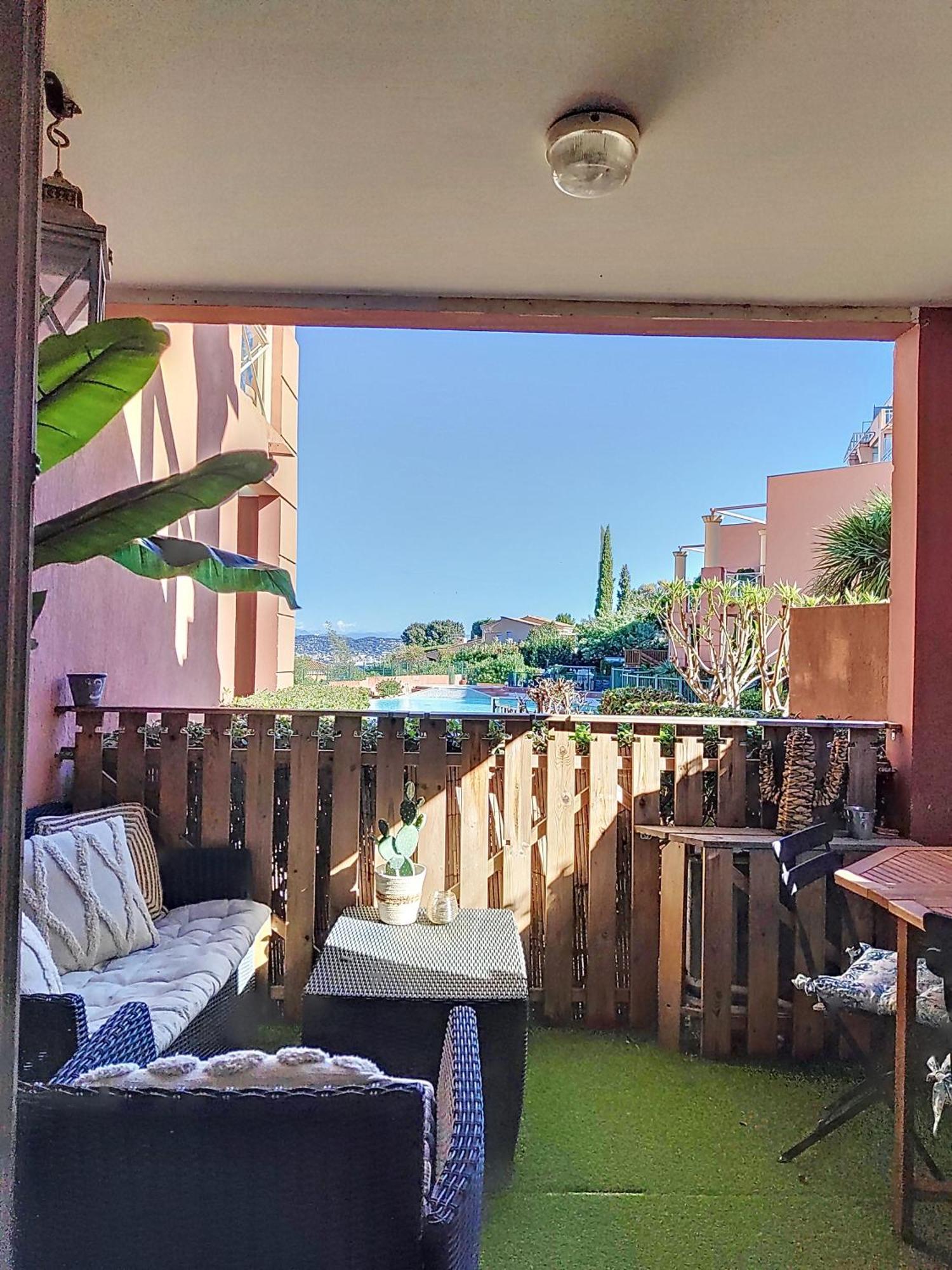Appartamento Vue Mer, Piscine, Free Parking Théoule-sur-Mer Esterno foto